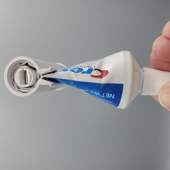 Toothpaste Squeezer HealthPlex - Picture 2 of 5